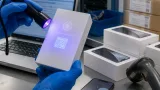 Apple usa marcature invisibili sulle scatole degli iPhone: come funzionano e a cosa servono
